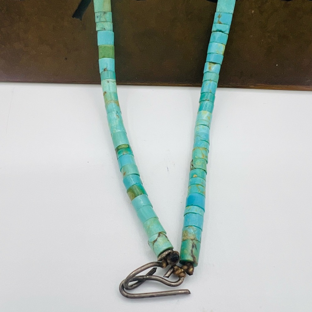 American Turquoise Necklace - Picture 7 of 7